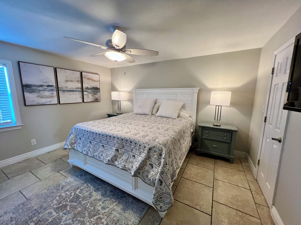 King size bed.