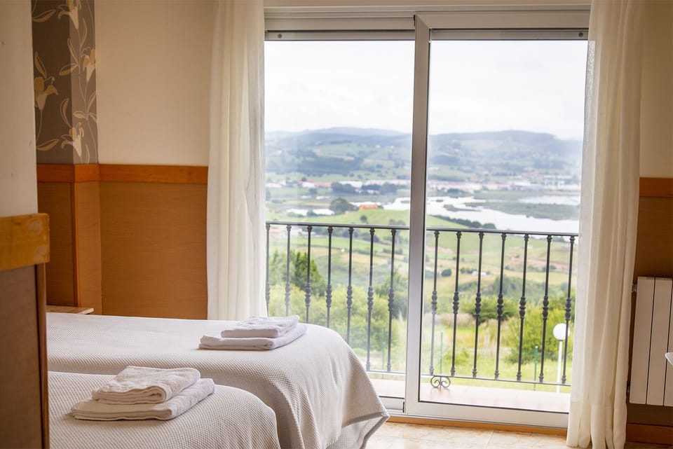 Superior Double or Twin Room | Individually furnished, desk, laptop workspace, blackout drapes