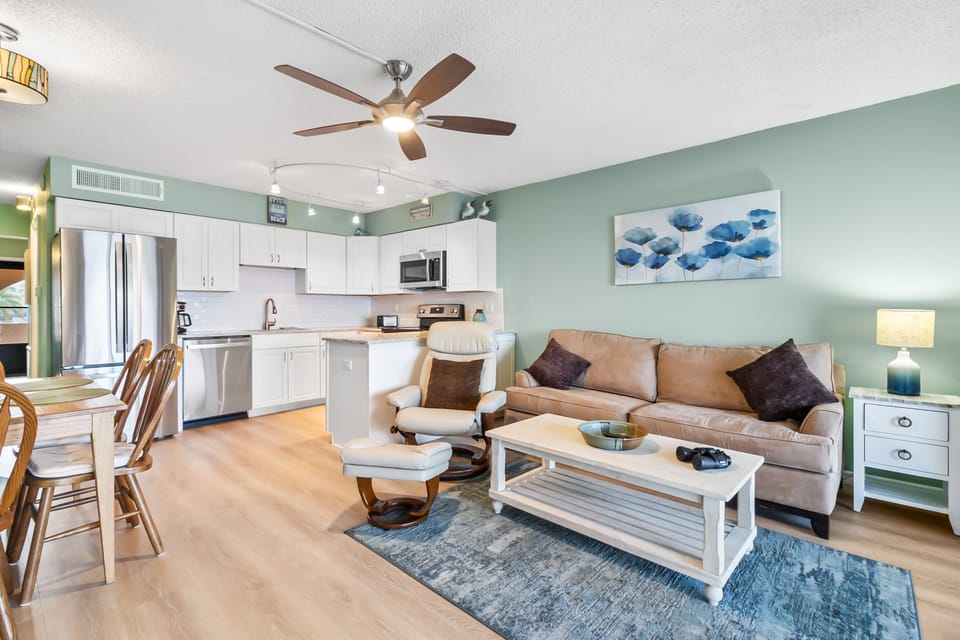 Living area has queen sized pull out sofa