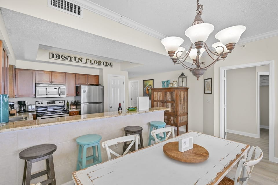 Plenty of seating space in the dining area!