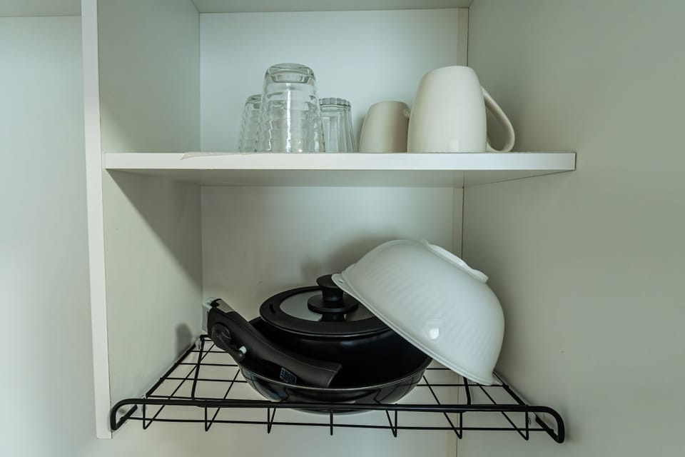Basic Single Room | Private kitchen | Mini-fridge, microwave, rice cooker, griddle