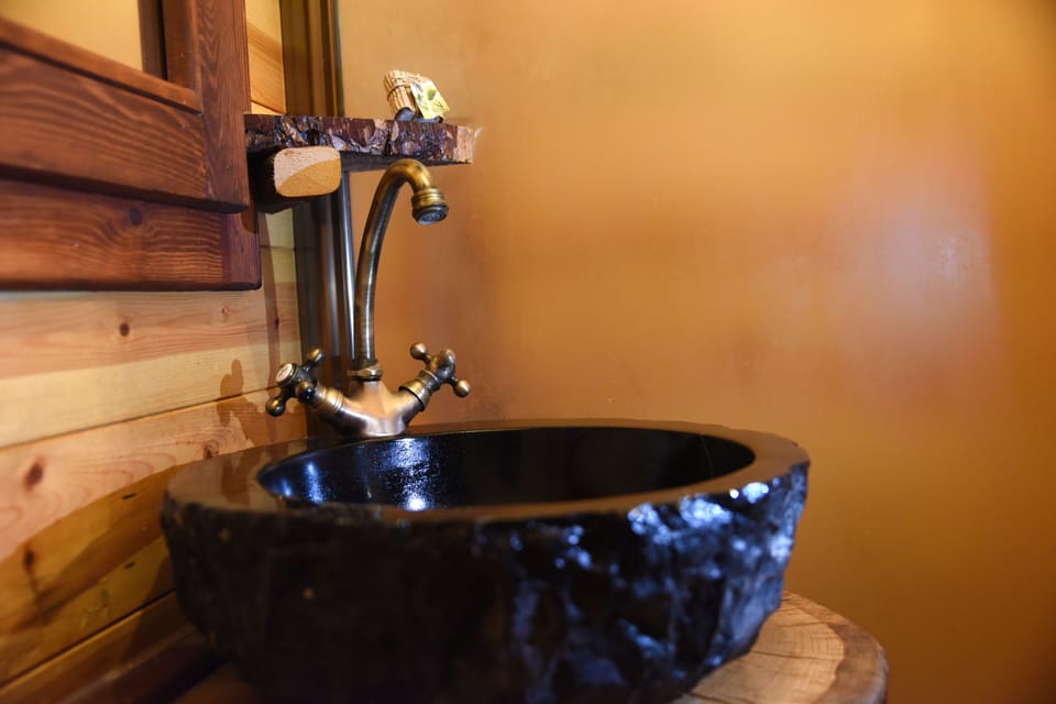 Comfort Tree House, Balcony, Mountain View | Bathroom | Shower, rainfall showerhead, hair dryer, bathrobes