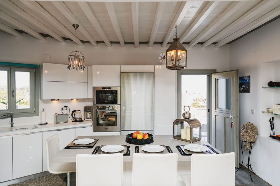 Villa, 2 Bedrooms | Private kitchen | Full-size fridge, microwave, oven, stovetop