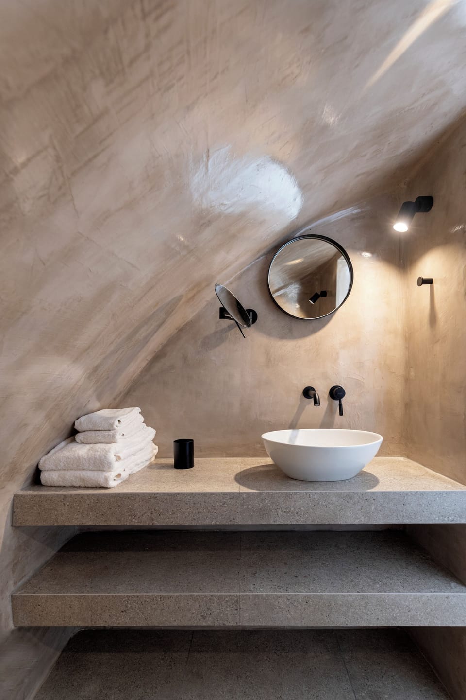 CALDERA PREMIUM SUITES WITH HOT TUB | Bathroom | Shower, rainfall showerhead, free toiletries, hair dryer