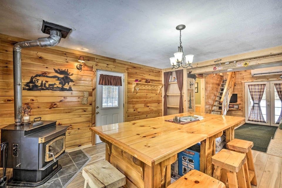Kitchen | Wood-Burning Stove
