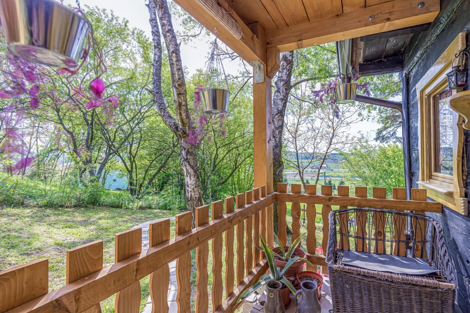 Family House, 2 Bedrooms, Fireplace, Mountainside (Chalet Birchwood With Whirlpool and) | Terrace/patio