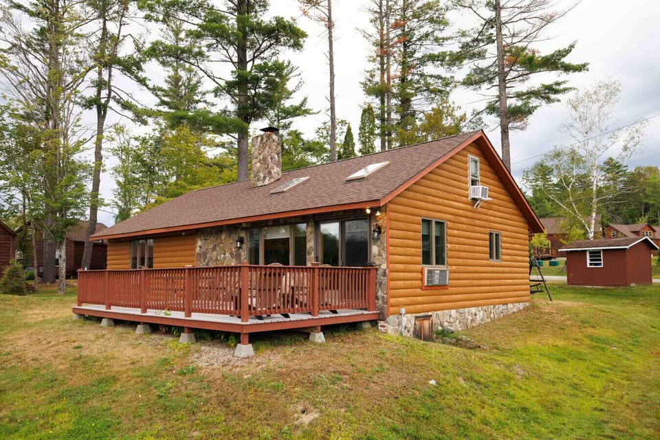 Exterior Rosewood Cottage
