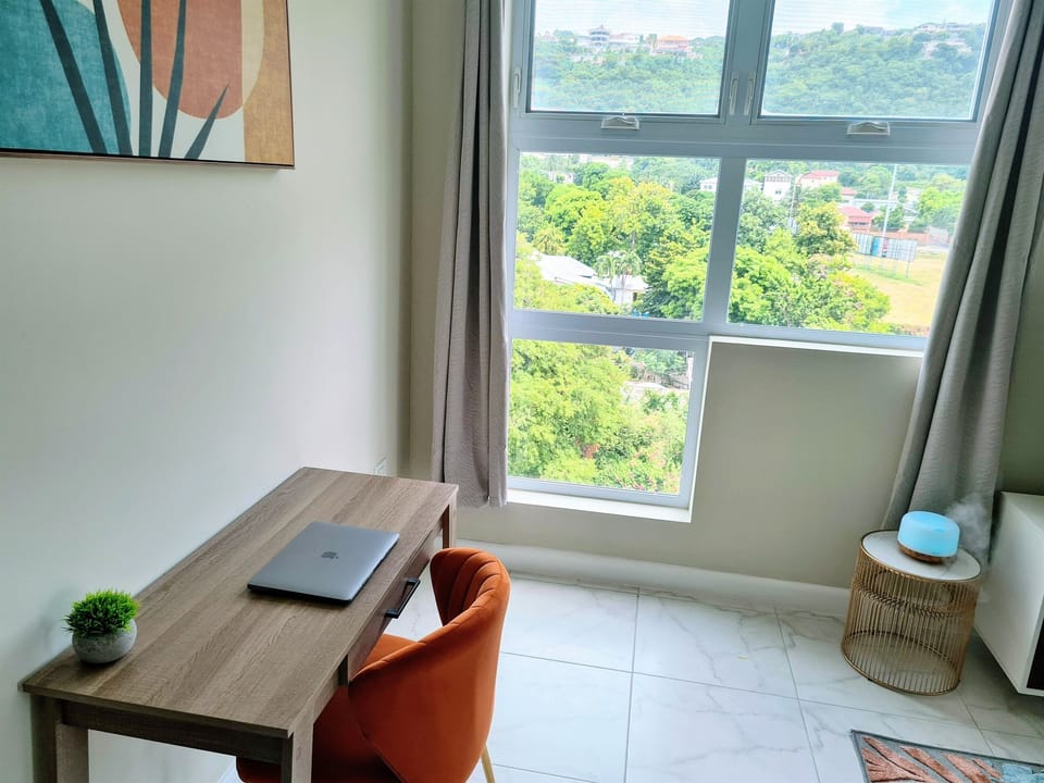 Laptop Friendly Workspace Area