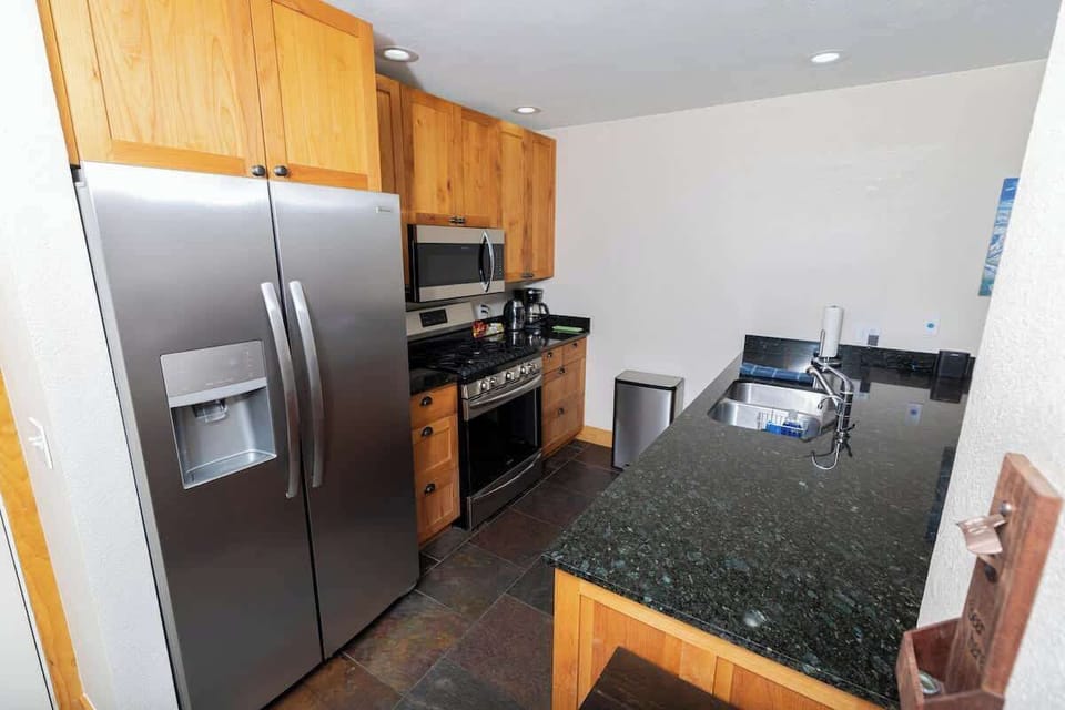 Full Size Kitchen