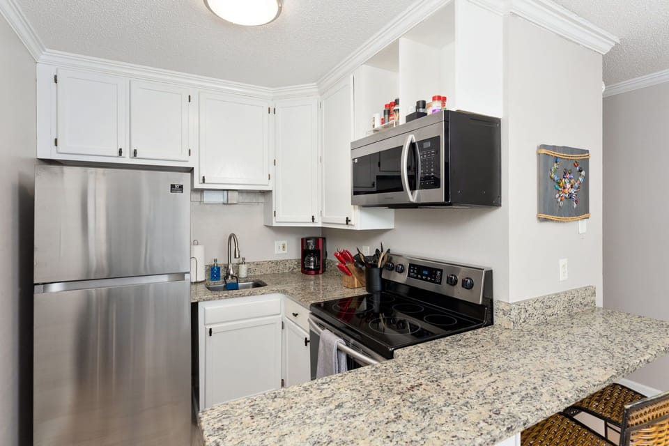 Full Stocked Kitchen