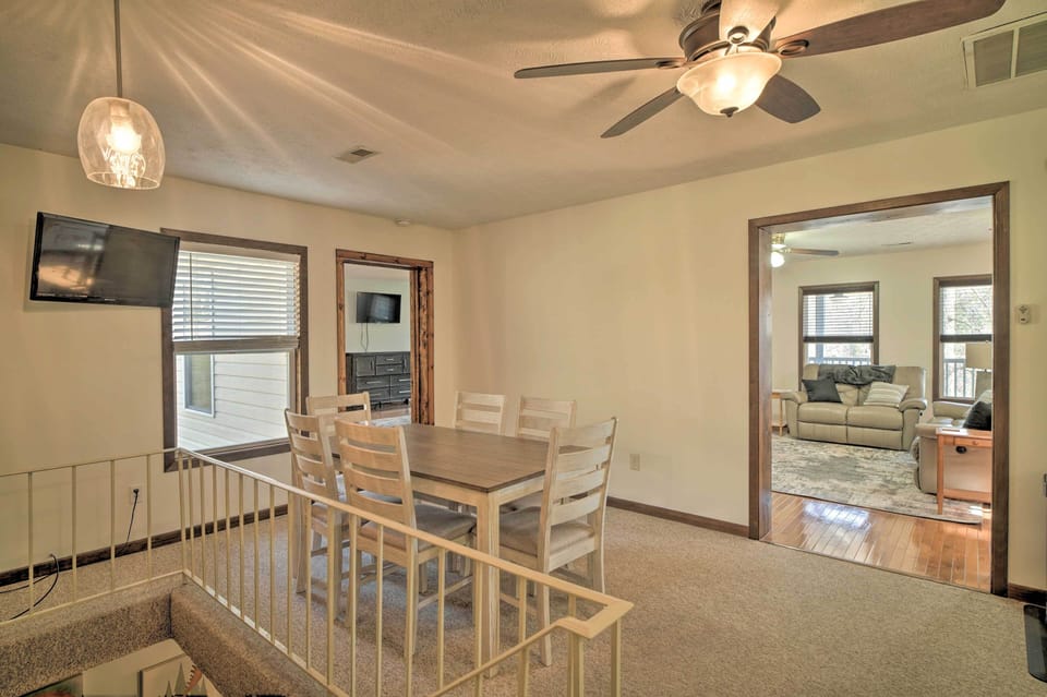 Dining Room | Dishware & Flatware