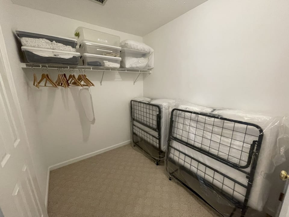Two twin-sized rollaway beds for additional guests.