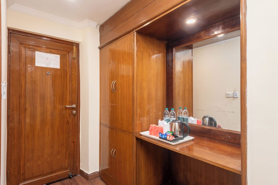 Deluxe Room | In-room safe, blackout drapes, iron/ironing board, free WiFi
