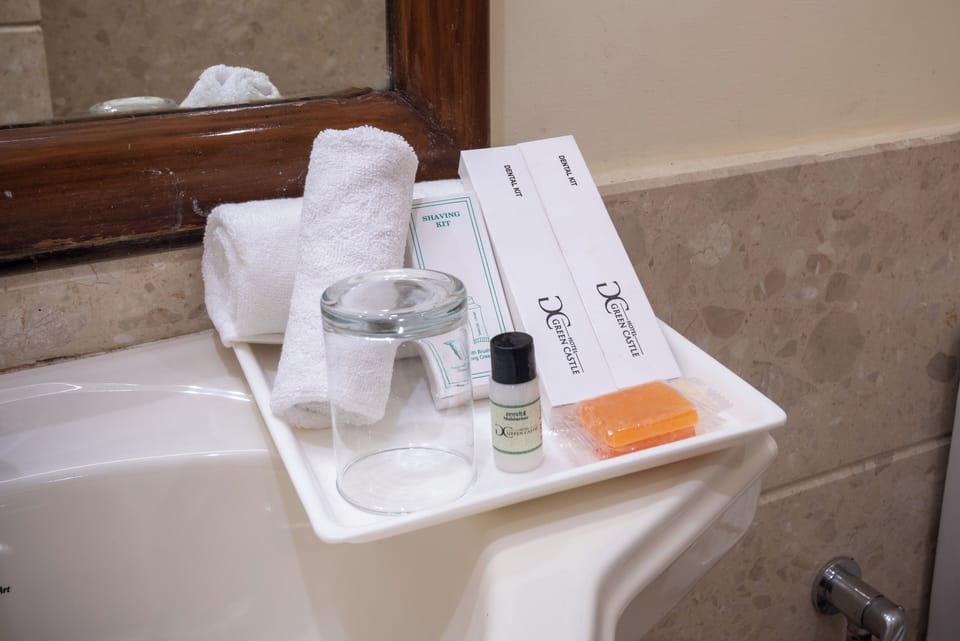 Deluxe Room | In-room safe, blackout drapes, iron/ironing board, free WiFi