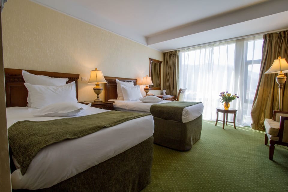 Standard Twin Room | Premium bedding, in-room safe, desk, soundproofing