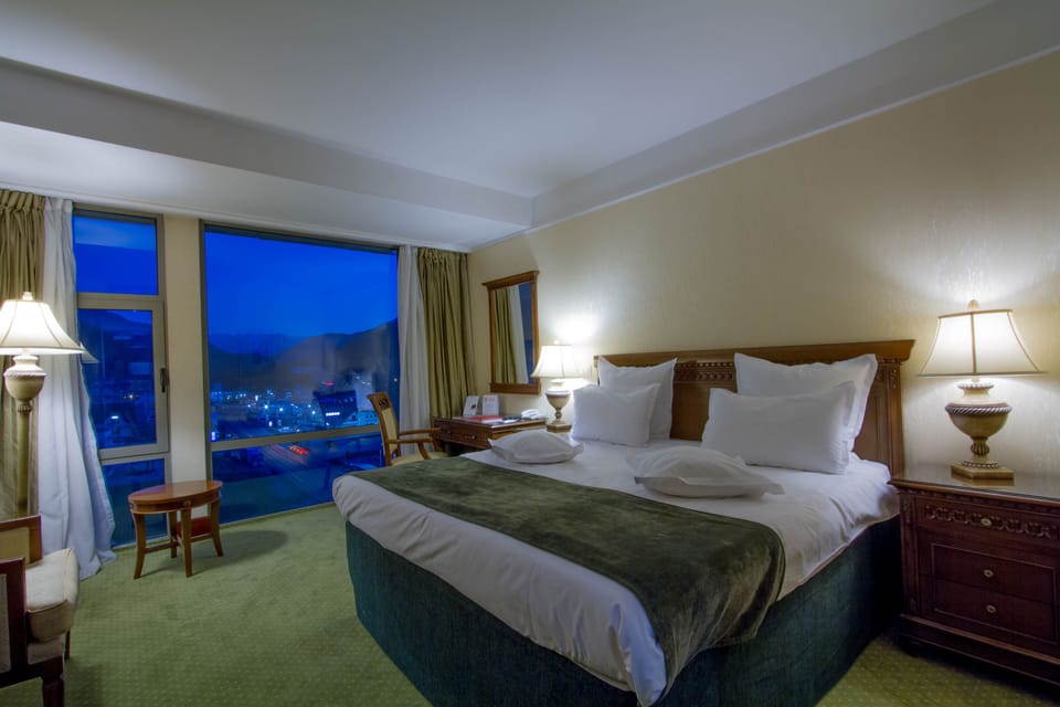 Standard Double Room | Premium bedding, in-room safe, desk, soundproofing
