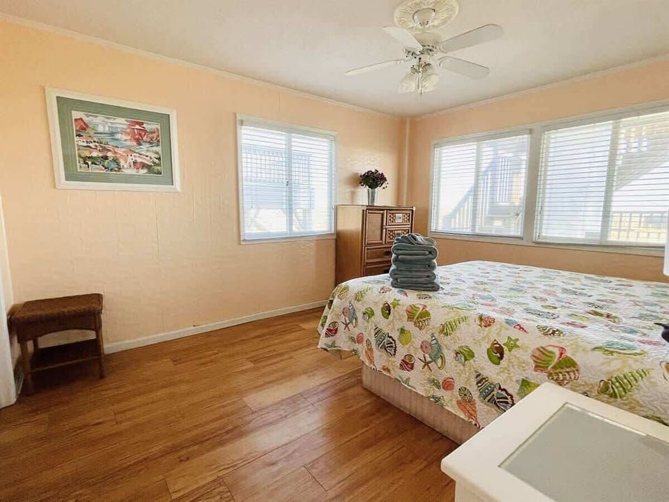 Clean lines, airy vibes, and beachy comfort set the tone for total relaxation.

