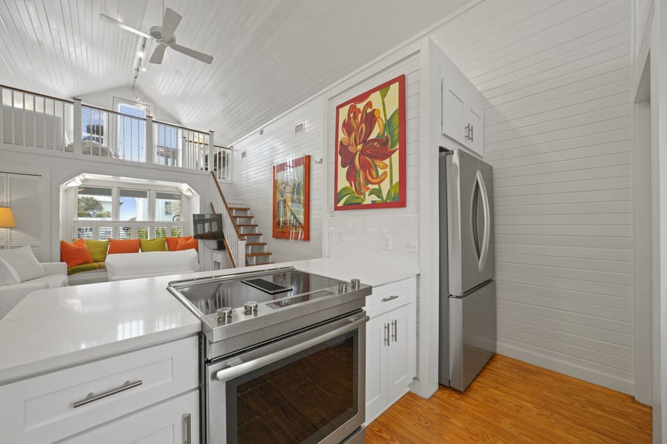 RENOVATED KITCHEN W/ALL NEW APPLIANCES