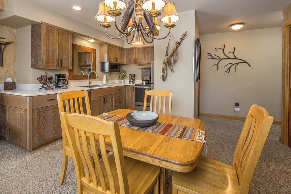 Eat dinner together | Main Level