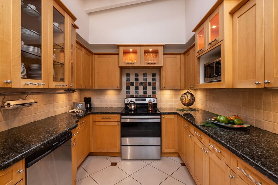 Fig Suite | Private kitchen | Paper towels