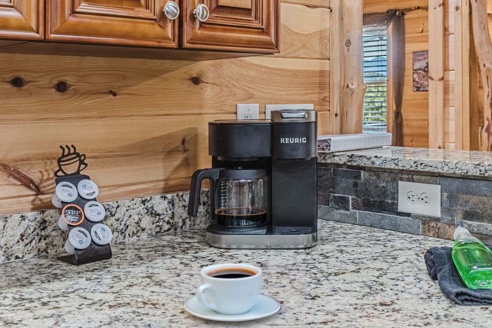 Regular coffee and Keurig combo.