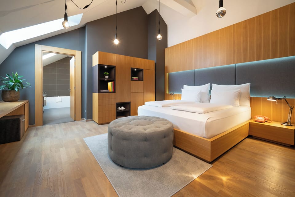 Hypo-allergenic bedding, memory foam beds, free minibar, in-room safe
