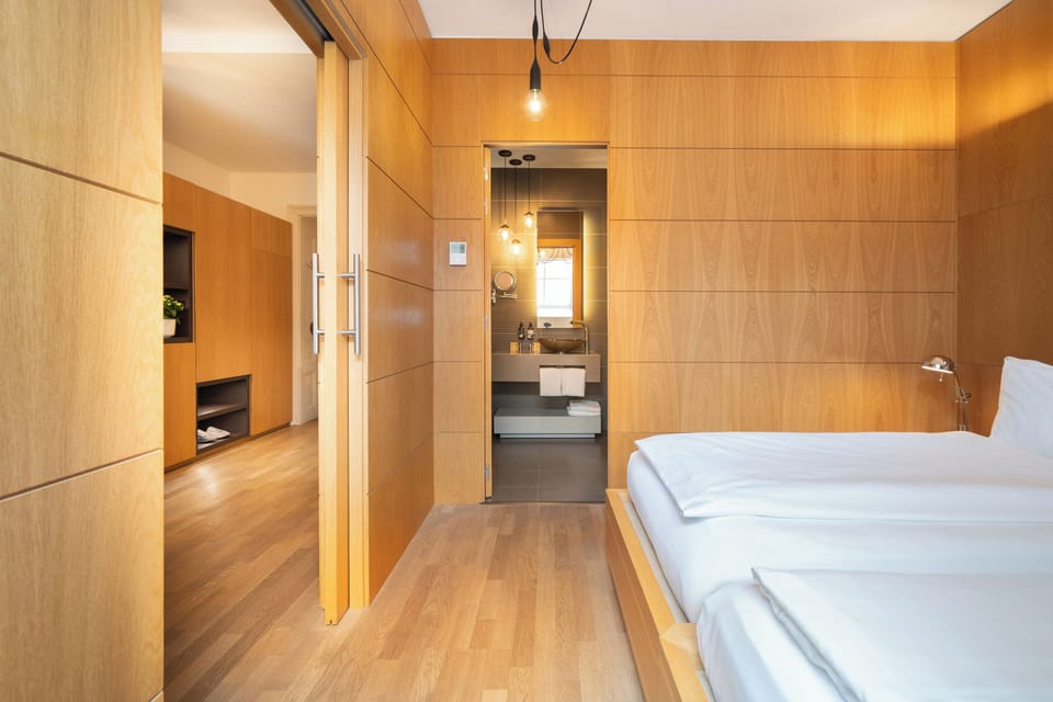 Hypo-allergenic bedding, memory foam beds, free minibar, in-room safe