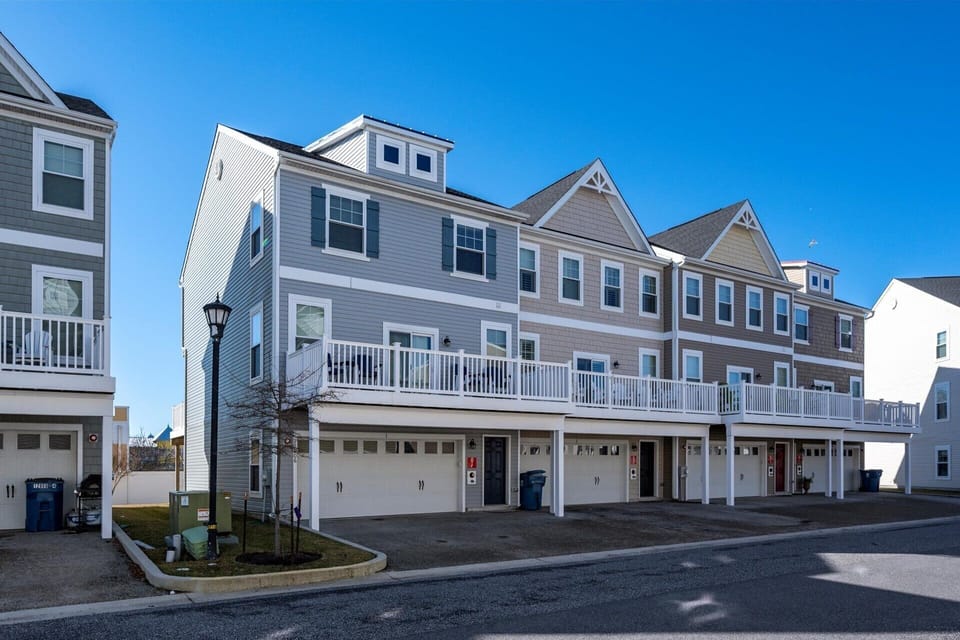 Large decks on both side of the end of group town home