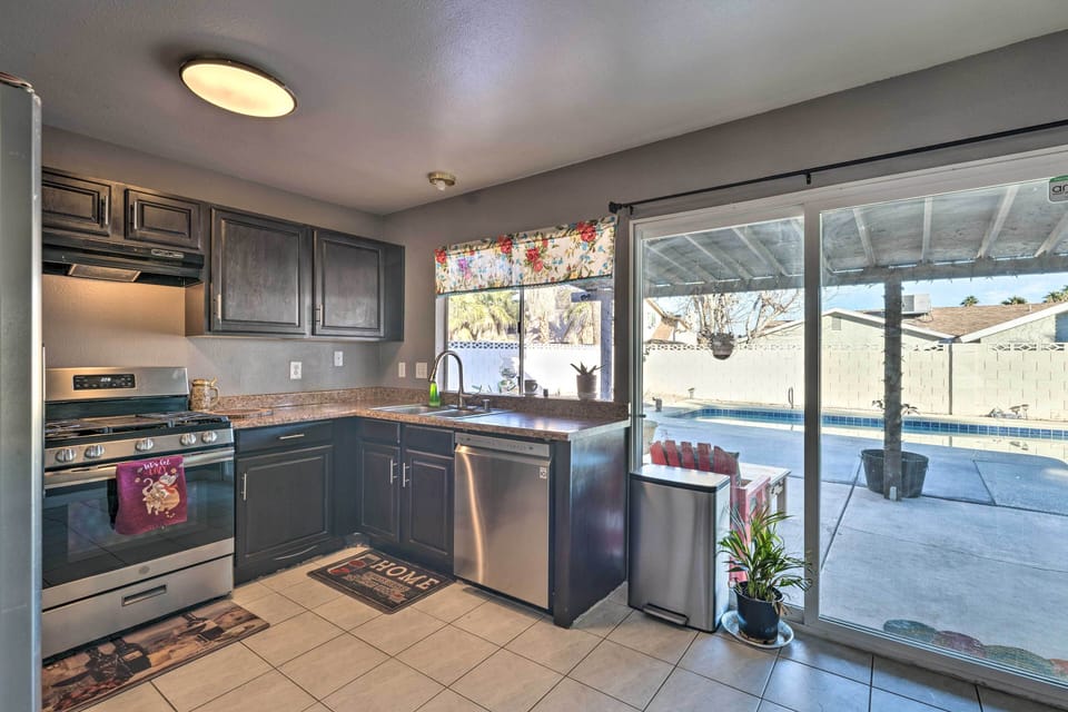 Kitchen | Fully Equipped