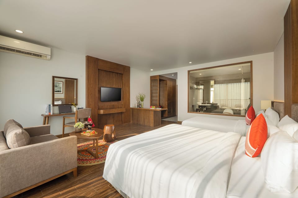 Premium Mountain View with Balcony | Premium bedding, memory foam beds, free minibar items, in-room safe