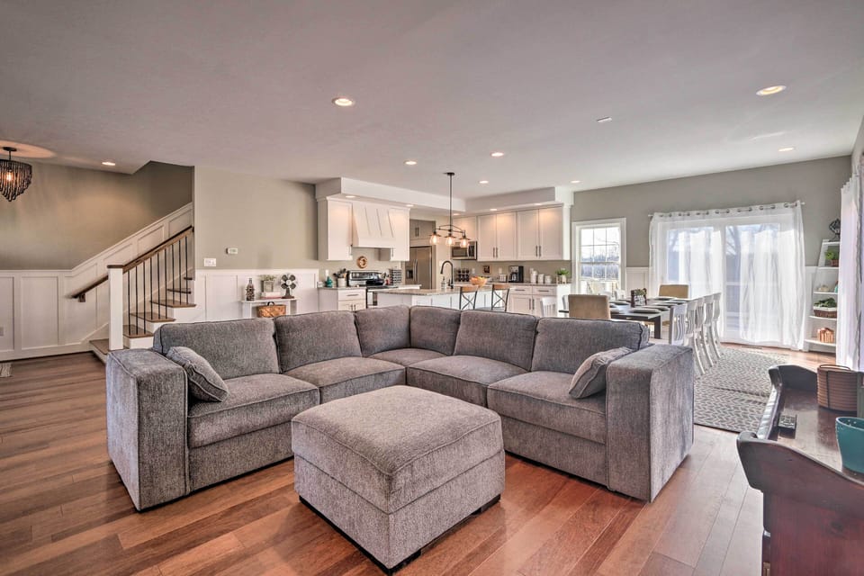 Living Room | Free WiFi