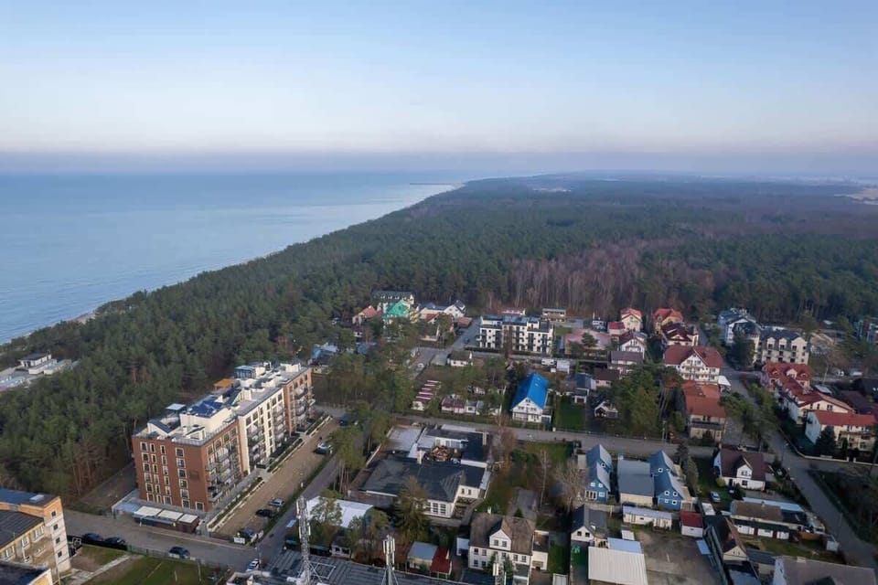 Bird's eye view of the building and surrounding area