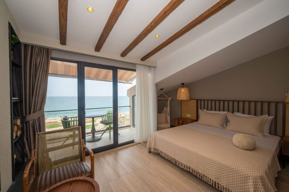 Premium bedding, minibar, in-room safe, individually decorated