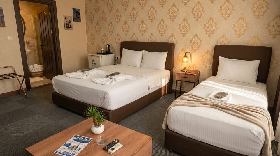 Classic Triple Room | Premium bedding, minibar, desk, free WiFi