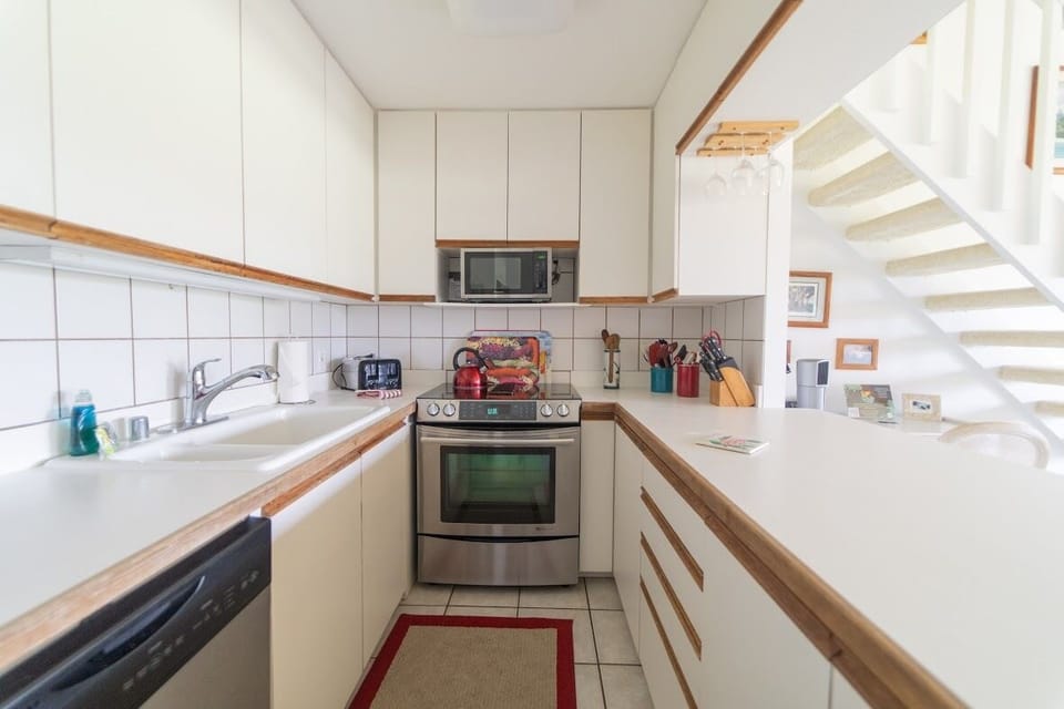 kitchen view2
