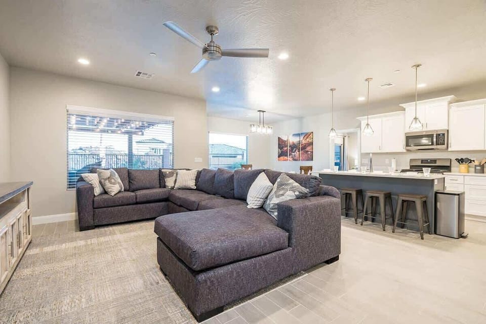 Spacious open concept family room and kitchen
