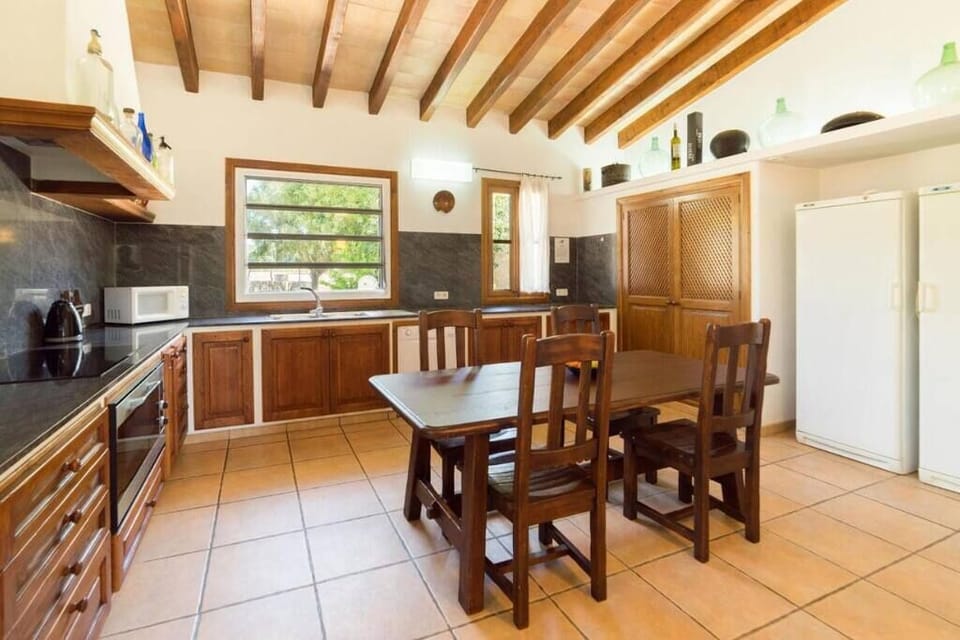 Villa Cadell Petit, Crestax (25)