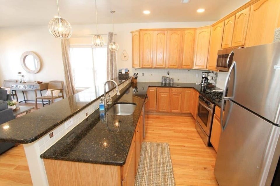 Main Floor - Kitchen