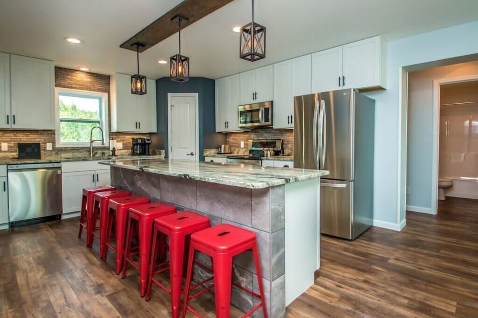 Main Floor:
Kitchen