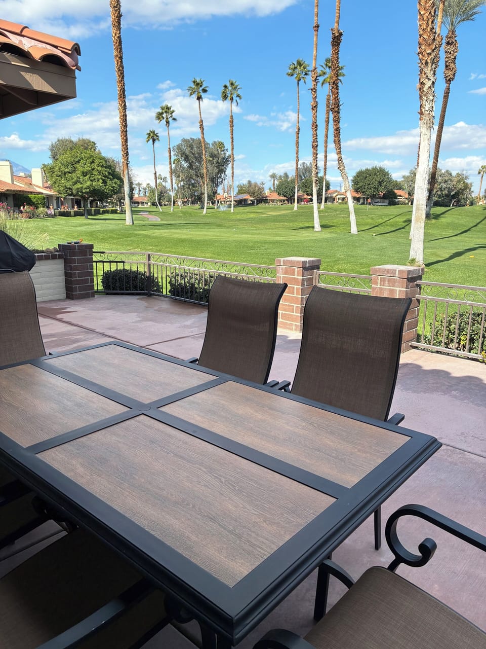 Outdoor dining