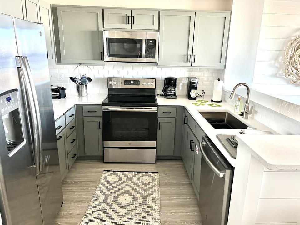 Fully equipped kitchen will all the amenities you need for a gourmet meal.