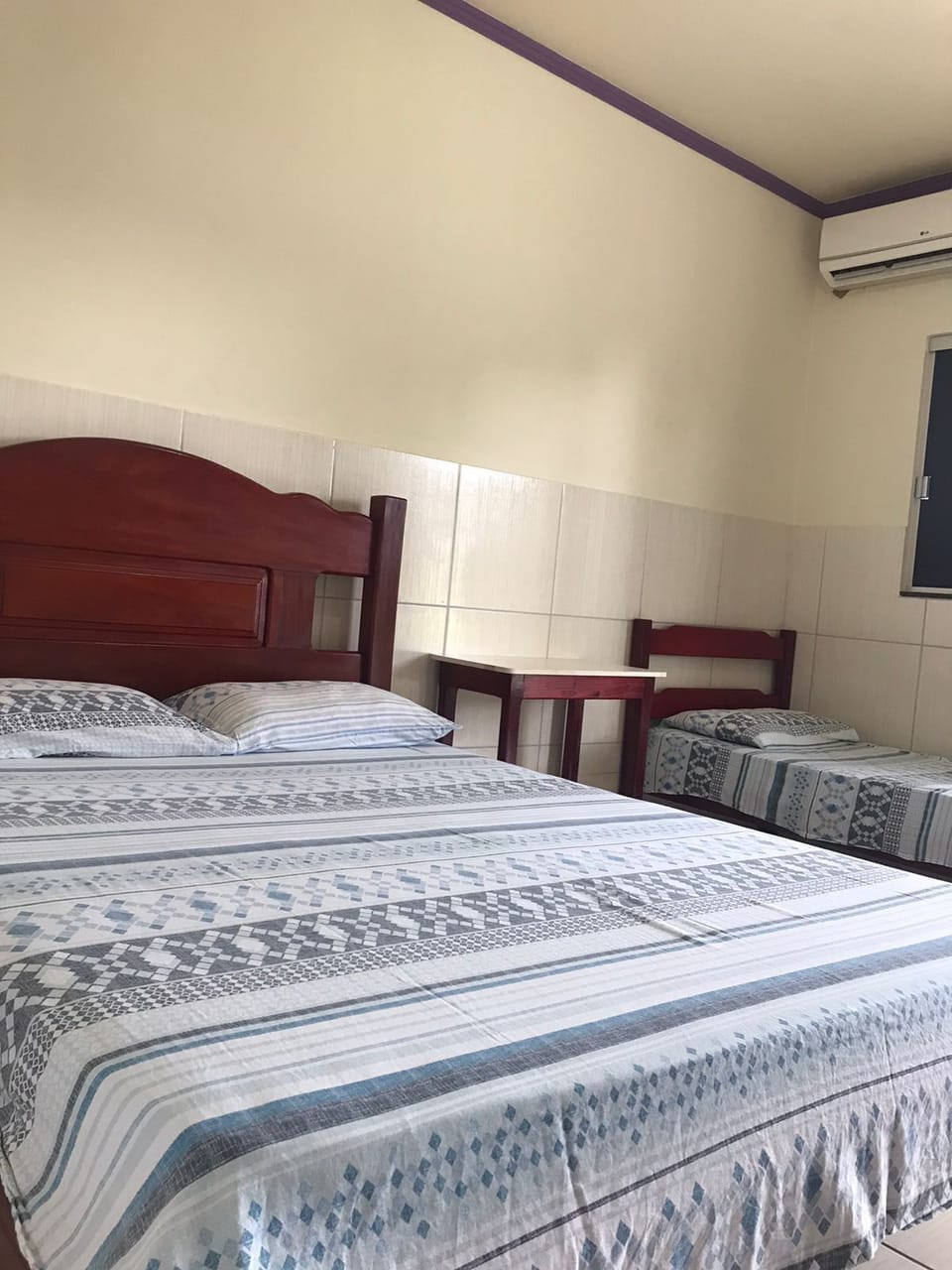 Triple Room | Minibar, free WiFi, bed sheets