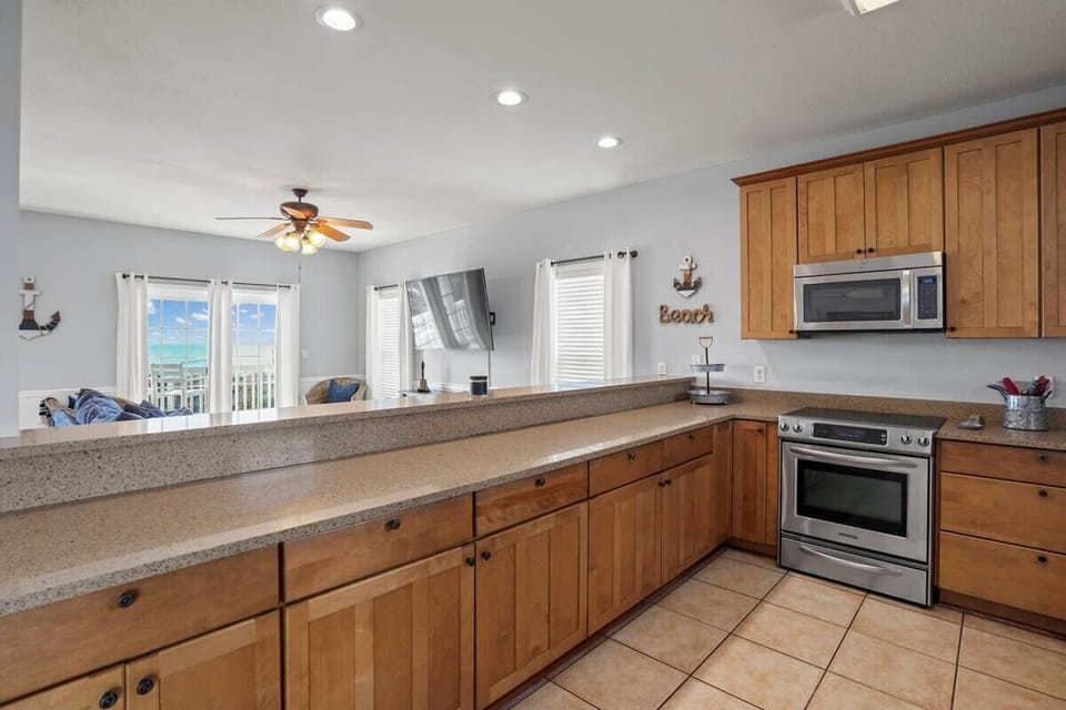 Large Kitchen