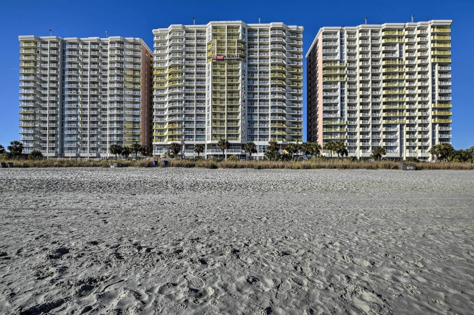 Bay Watch Resort Exterior | Elevator | On-Site Beach Access