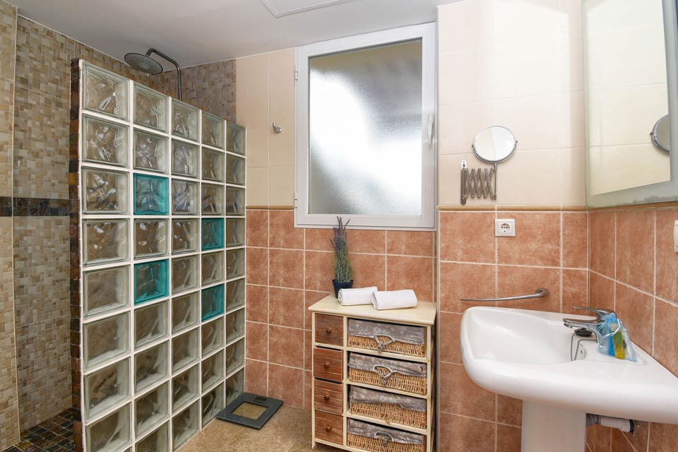 Bathroom en suite