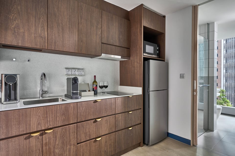 Premier Suite (Club) | Private kitchen | Coffee/tea maker, electric kettle, eco-friendly cleaning products