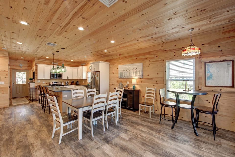 Dining Area Breakfast Table