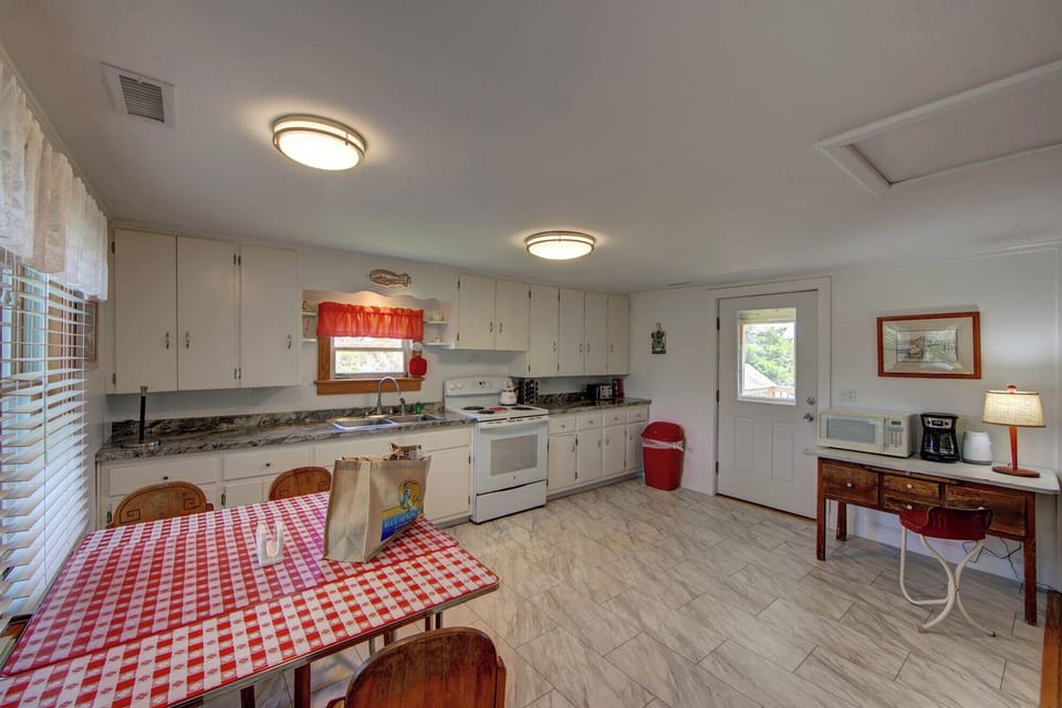 Kitchen (4)
