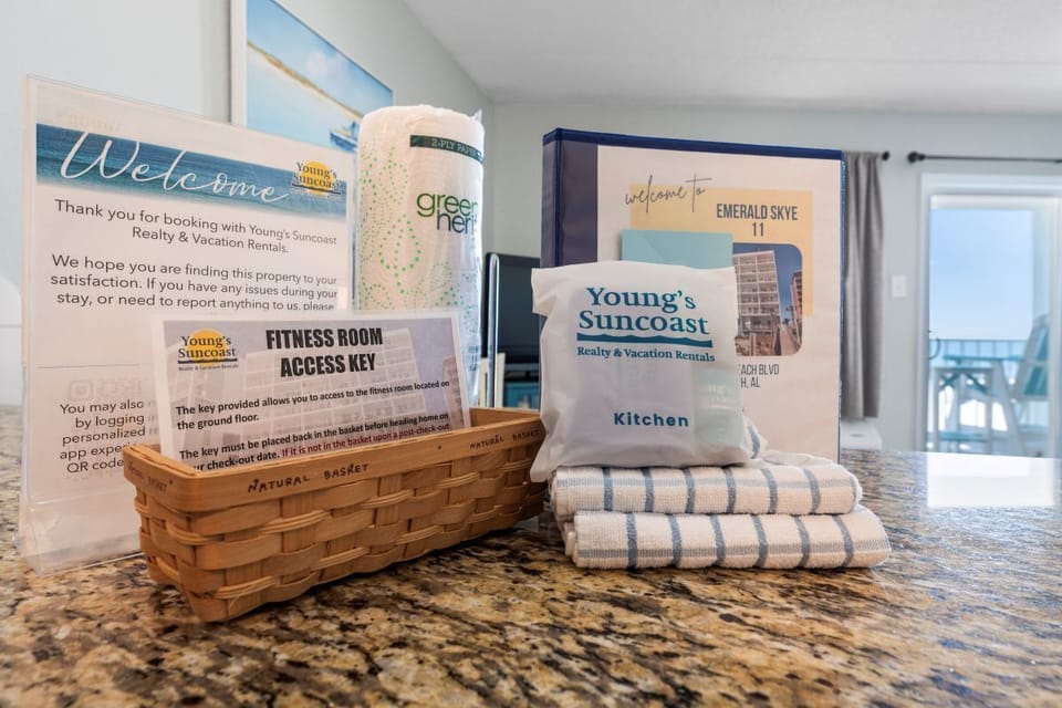 Emerald Skye 11 Kitchen Amenities Package
