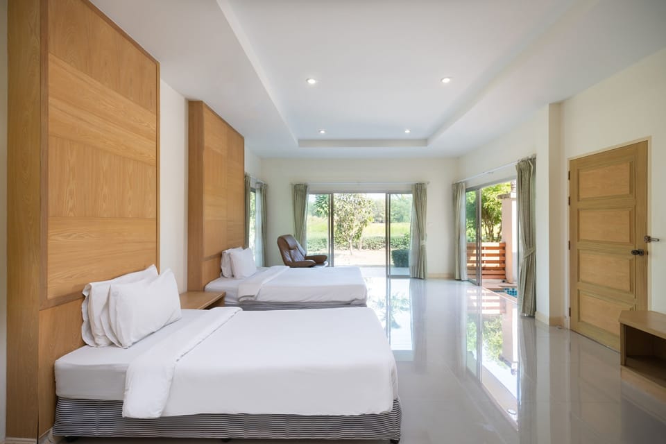 House, 3 Bedrooms, Jetted Tub | View from room